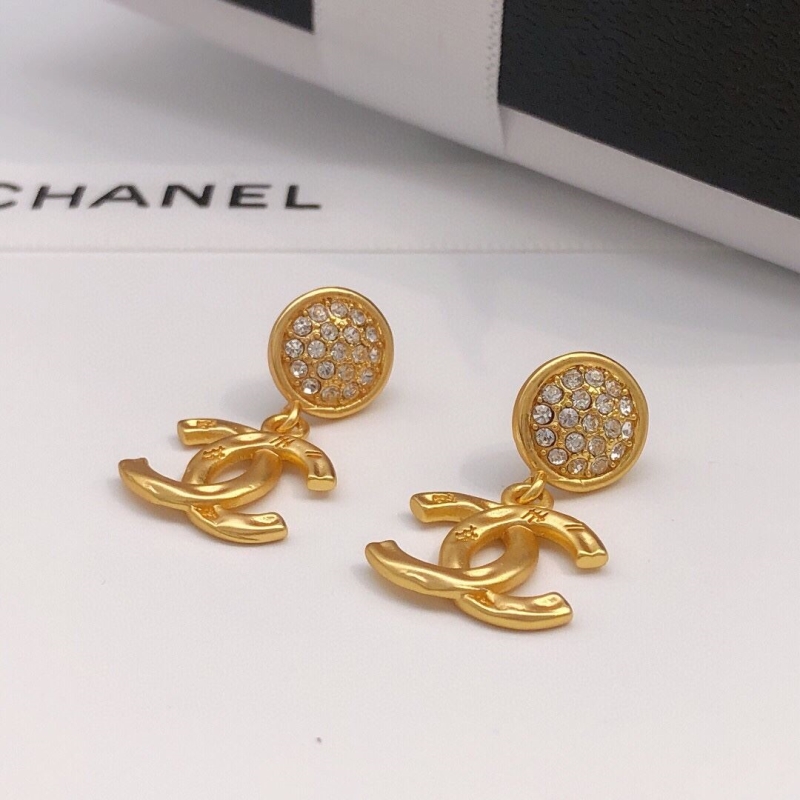 Ch**el earrings